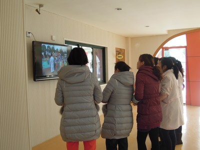 上海泗泾幼儿园开展“三星保育员”公开交流活动，共筑优质学前教育环境